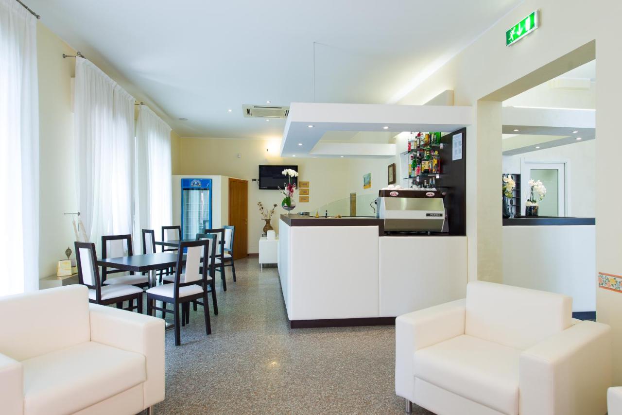 Hotel Galassia Rimini Ngoại thất bức ảnh