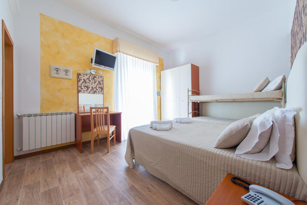 Hotel Galassia Rimini Ngoại thất bức ảnh