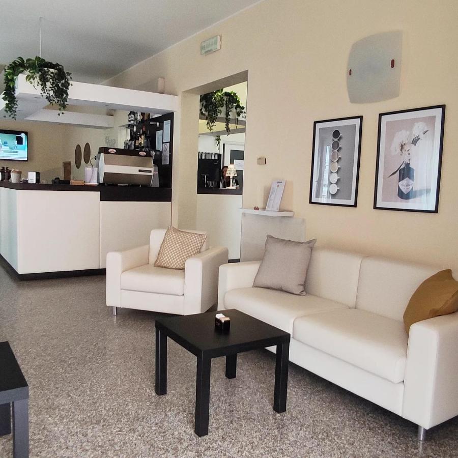 Hotel Galassia Rimini Ngoại thất bức ảnh