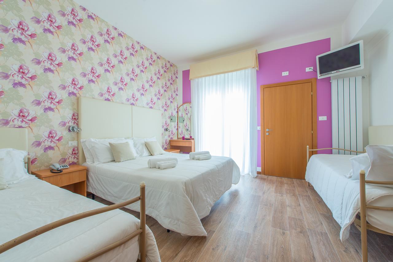 Hotel Galassia Rimini Ngoại thất bức ảnh